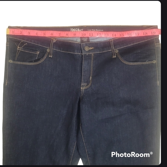 Mossimo Denim-low rise boot cut Jeans blue in size 16/33L - Picture 8 of 11